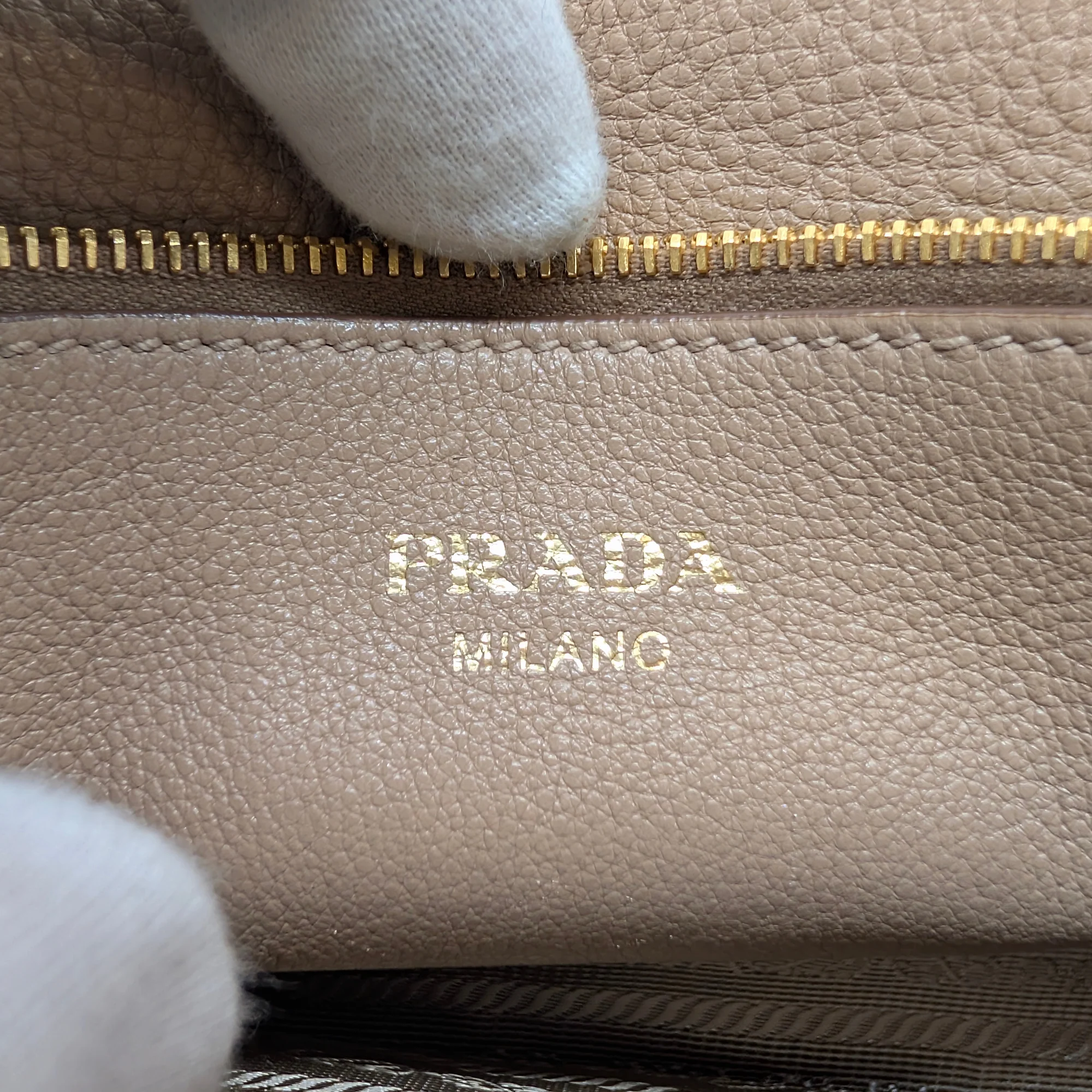 Prada Vitello Daino Leather Crossbody Bag Beige - Image 19