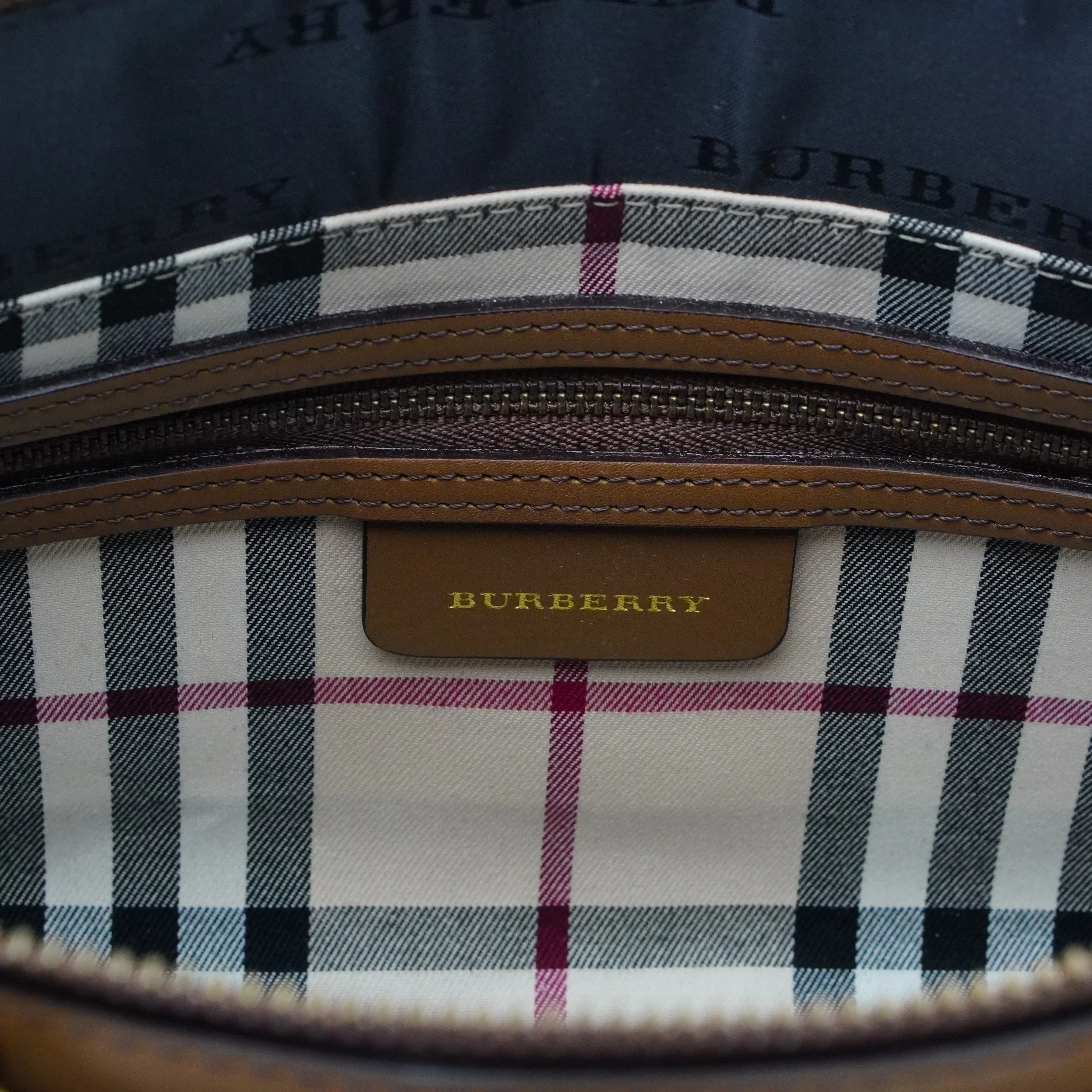 Burberry Handbag Leather Brown - Image 10