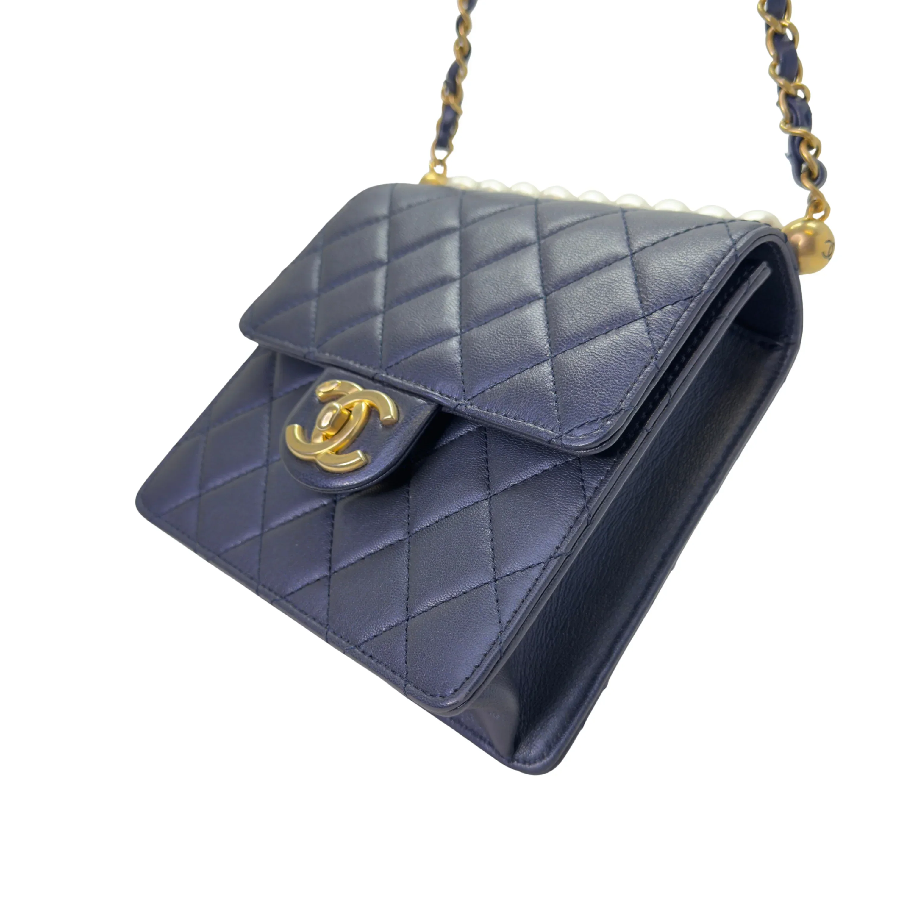 Chanel Iridescent Chic Pearls Lambskin Crossbody Bag Navy Blue - Image 9