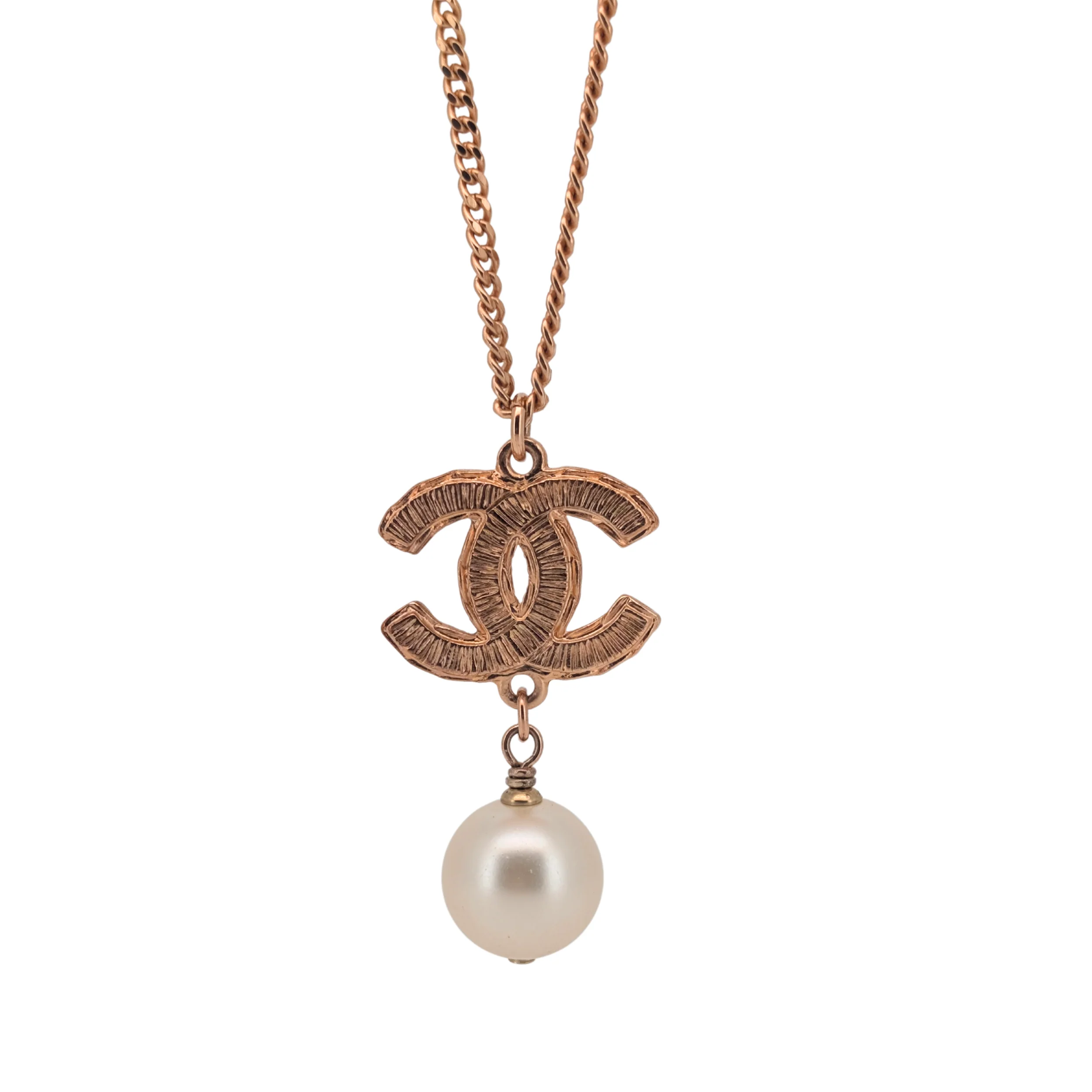 Chanel Pearl 18k Gold Plated Faux Pearl & Enamel CC Pendant Necklace - Image 2