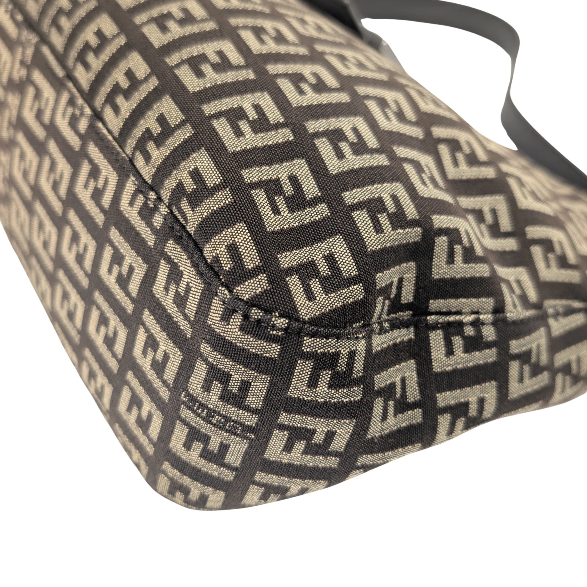 Fendi Zucchino Mamma Canvas Shoulder Bag - Image 12