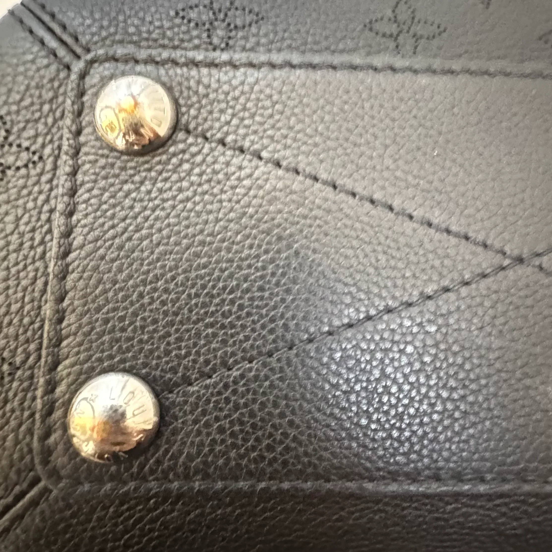 Louis Vuitton Mahina Babylone Chain BB – Black Bag - Image 15