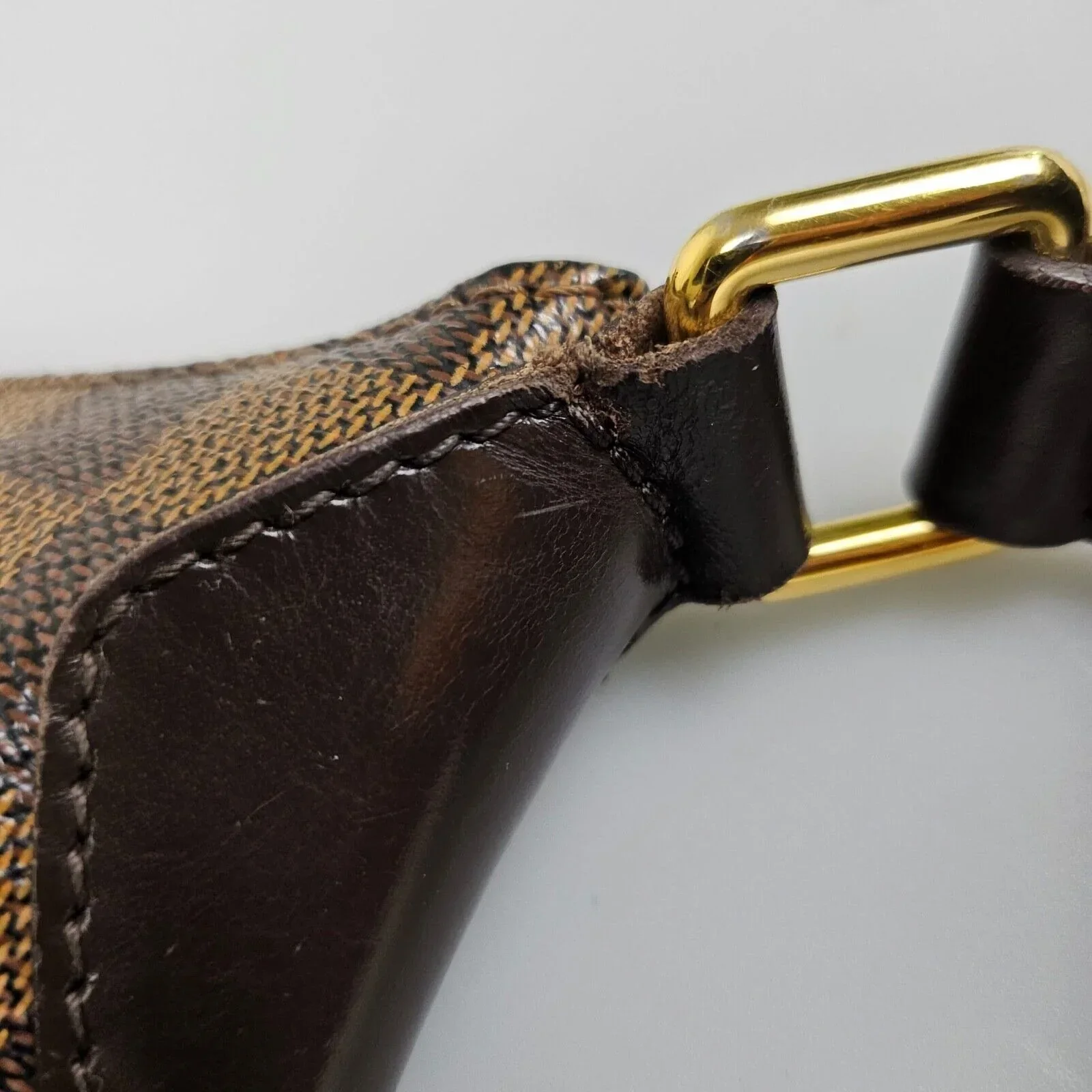 Louis Vuitton Bloomsbury PM Damier Ebene Shoulder Bag - Image 11