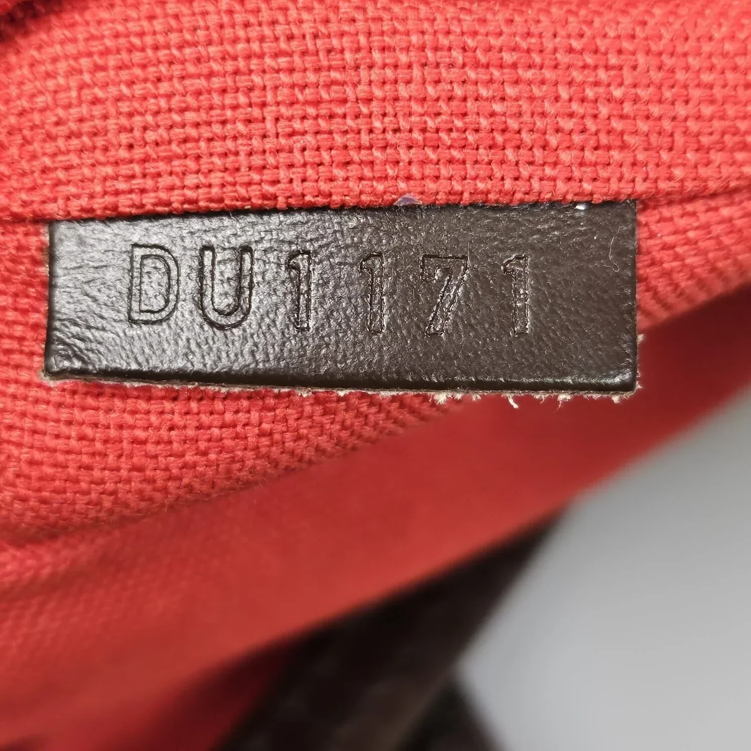 Louis Vuitton Bloomsbury PM Damier Ebene Shoulder Bag - Image 6