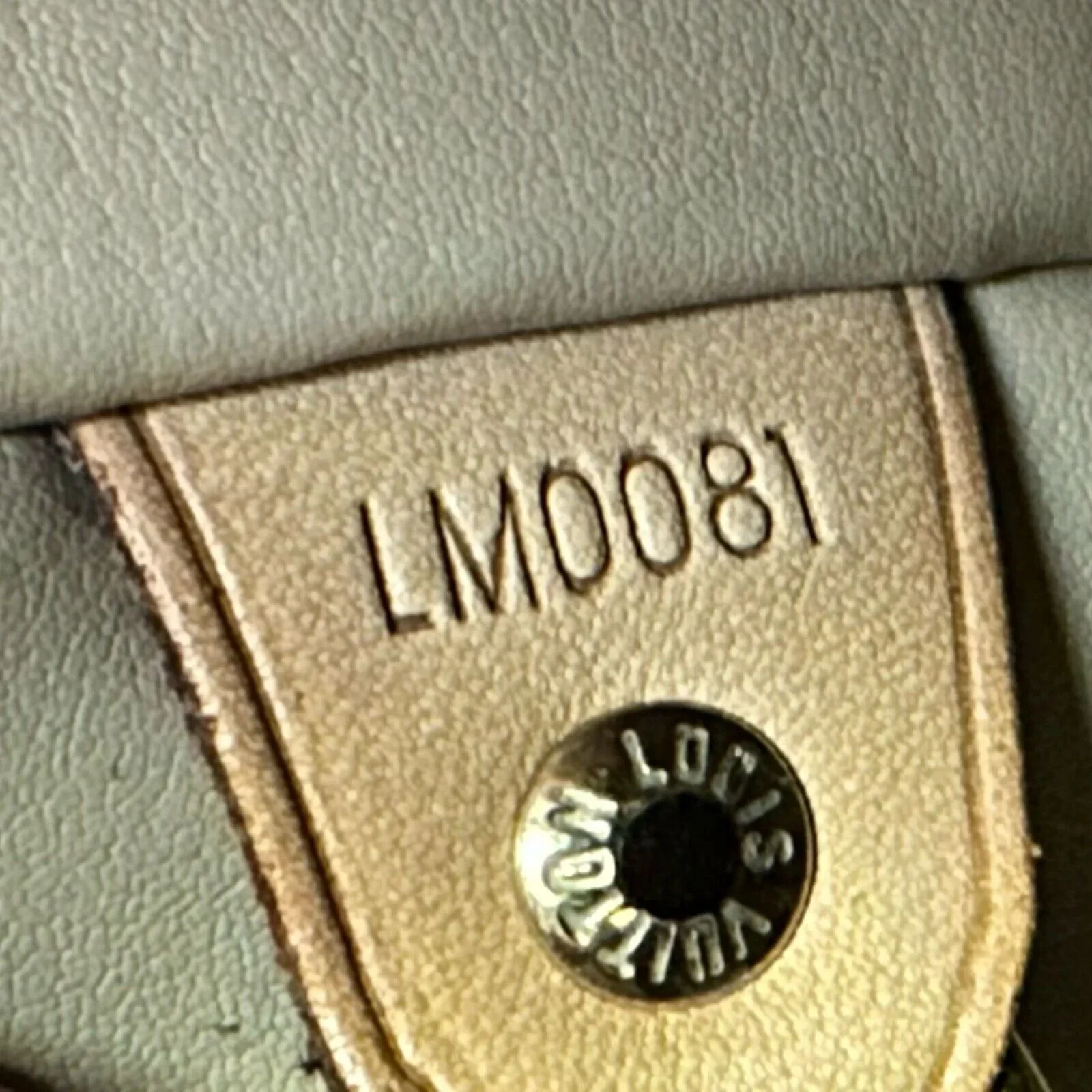 Louis Vuitton Vernis Houston Tote Bag Yellow - Image 6