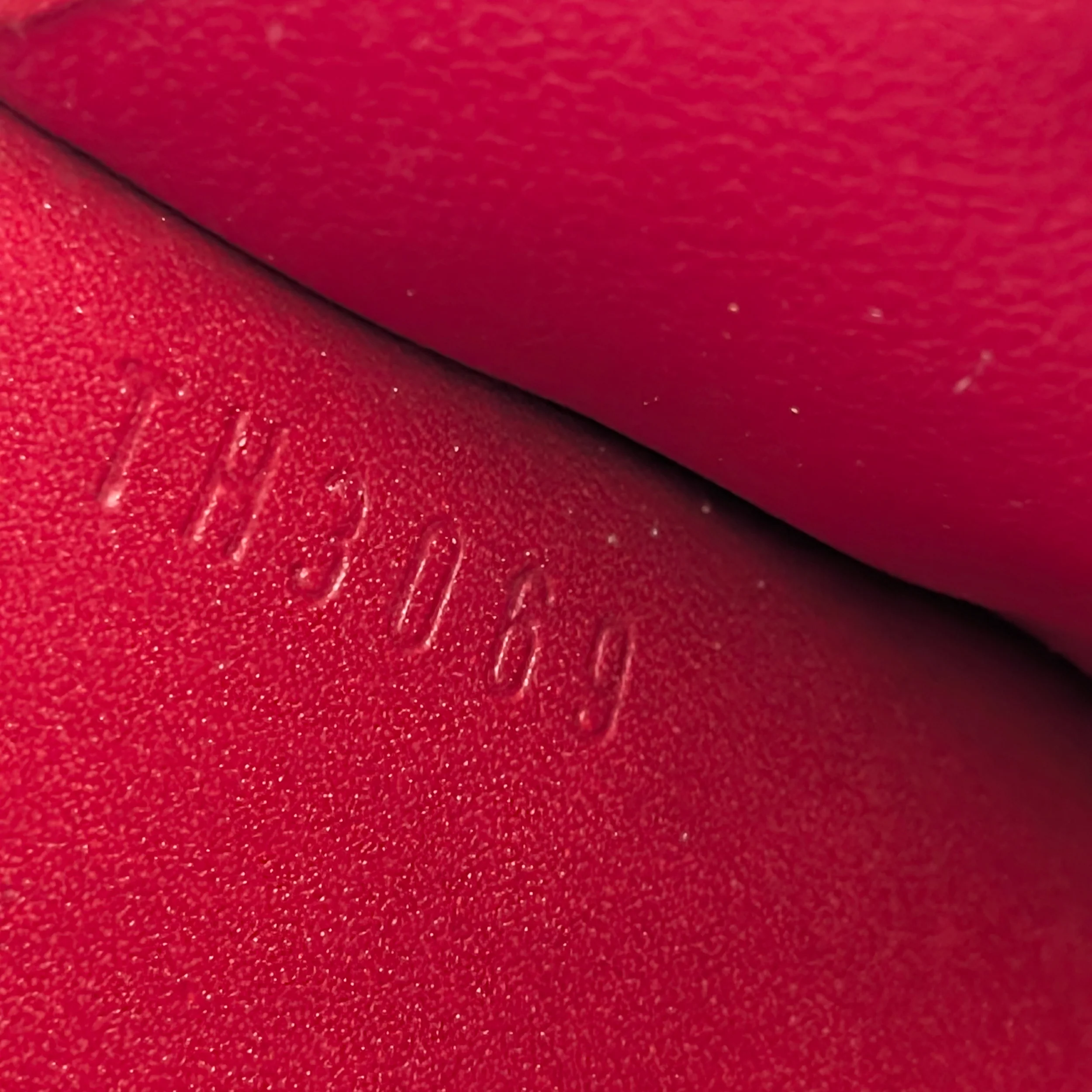 Louis Vuitton Sarah Long Wallet Vernis Leather Patent Red - Image 17