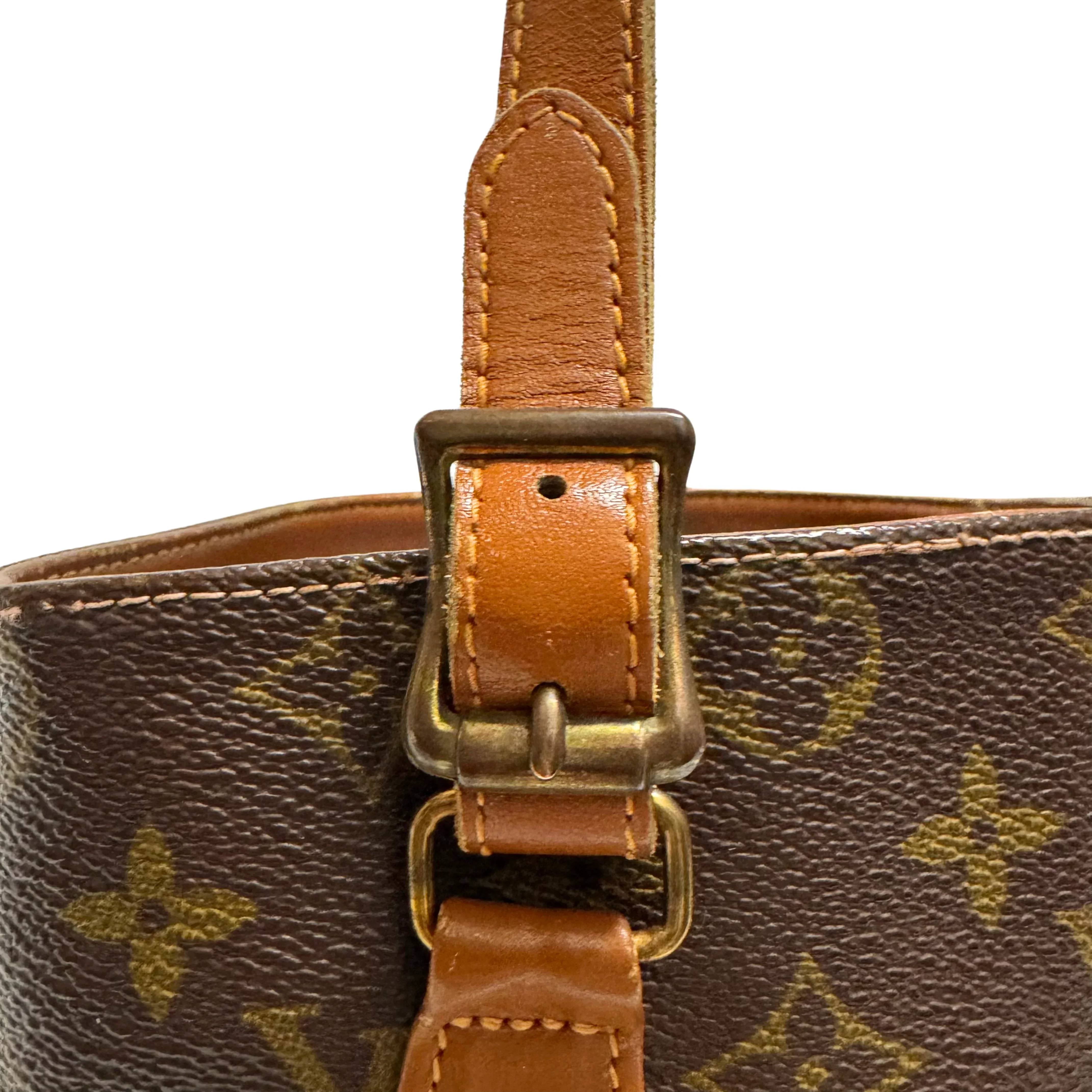 Louis Vuitton French Monogram Company Petit Marais Bucket Bag - Image 17