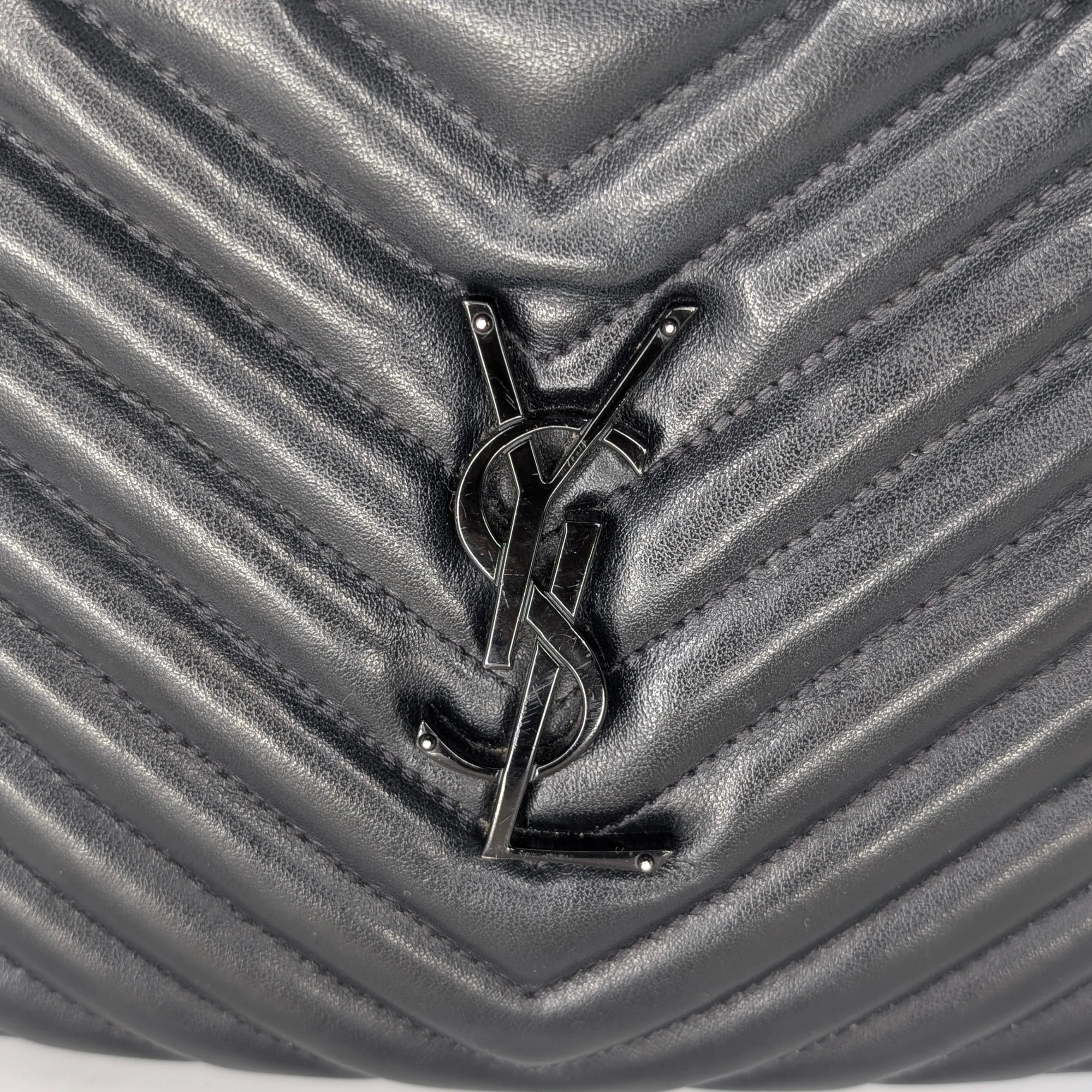 Yves Saint Laurent Loulou Camera Bag Black - Image 23